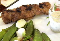 カーブス・ロード 羊の炭焼きグリル