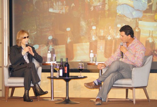 �g�[�N�V���[�Ō��X JAPAN��YOSHIKI�ƃ��u�E�����_���BJr.